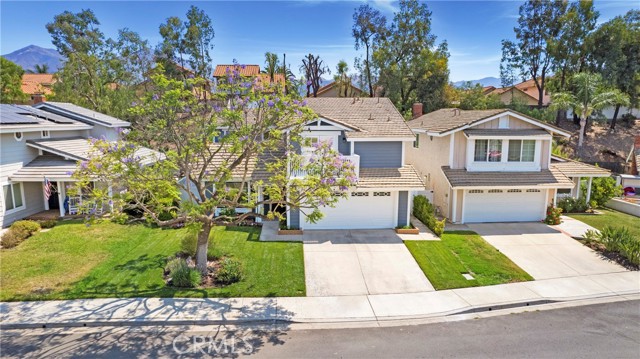 15 Calle Albarda, Rancho Santa Margarita CA: https://media.crmls.org/medias/2ce00c01-04cb-4ef3-b563-0d0833a0df9b.jpg