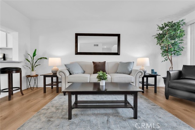 3101 Plaza Del Amo, Torrance CA: https://media.crmls.org/medias/2ce04526-9fb0-4099-ba06-4d6dd0b75549.jpg