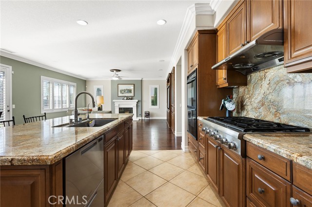 Detail Gallery Image 17 of 65 For 26732 Golden Cup Ct, Murrieta,  CA 92562 - 4 Beds | 4/1 Baths