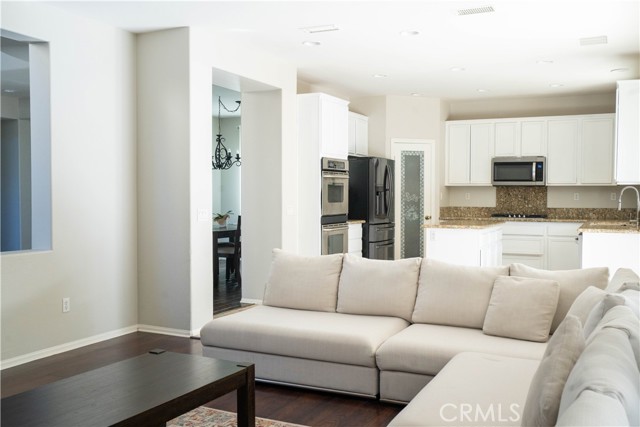 Detail Gallery Image 27 of 56 For 36719 Torrey Pines Dr., Beaumont,  CA 92223 - 4 Beds | 2/1 Baths