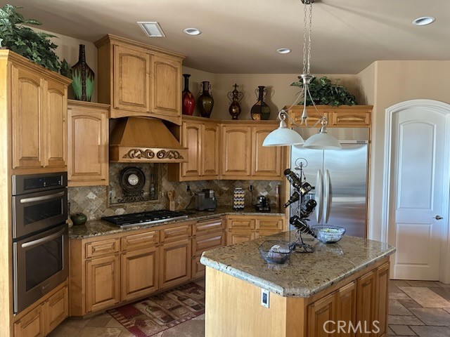Detail Gallery Image 10 of 29 For 17134 Joshua Rd, Apple Valley,  CA 92307 - 3 Beds | 2/1 Baths