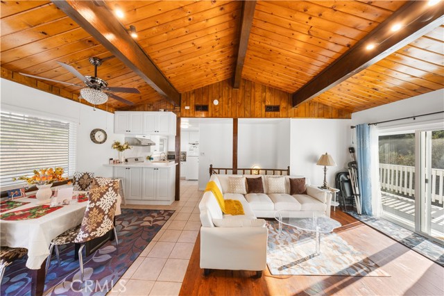 Detail Gallery Image 4 of 28 For 746 Arth Dr, Crestline,  CA 92325 - 3 Beds | 2 Baths