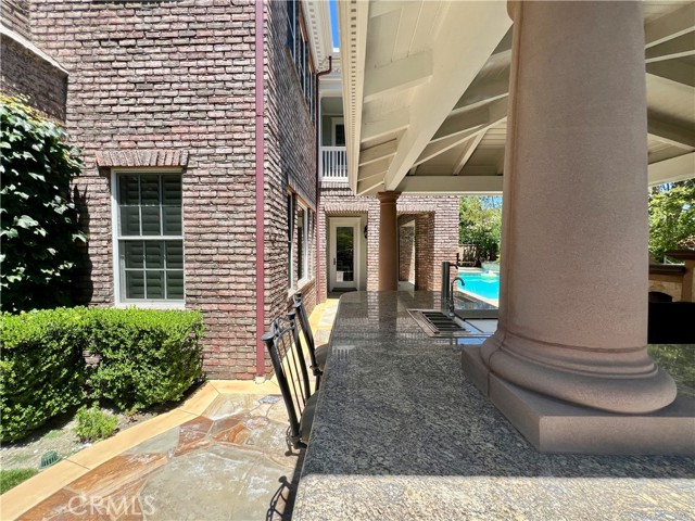 4 Andromeda Isle, Ladera Ranch CA: https://media.crmls.org/medias/2ce3e526-560a-45e2-8733-efc34979c04a.jpg