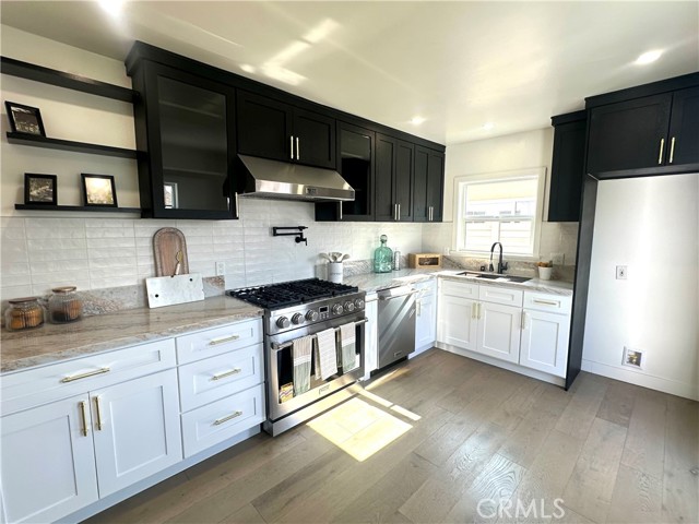 16913 Covello Street, Van Nuys CA: https://media.crmls.org/medias/2ce3e62a-9b1a-4f52-84ec-db3369dfc4e6.jpg