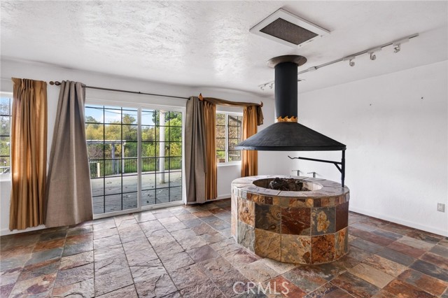 Image 9 of 39 For 7365 Old Highway 53