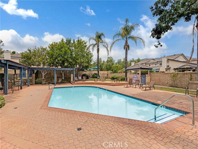 6004 Rothko Lane, Simi Valley CA: https://media.crmls.org/medias/2ce4f1f6-f9a8-46ae-89bb-930c5be311e1.jpg