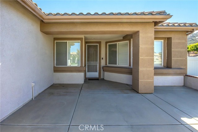 The front courtyard space is as fabulous as the back patio!