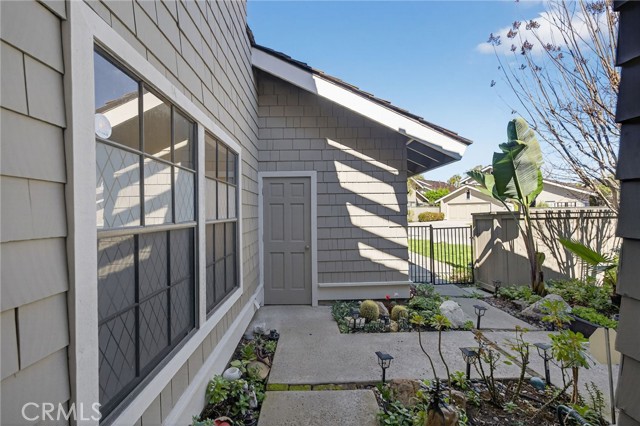 Detail Gallery Image 33 of 53 For 10 Pinewood, Irvine,  CA 92604 - 2 Beds | 2 Baths