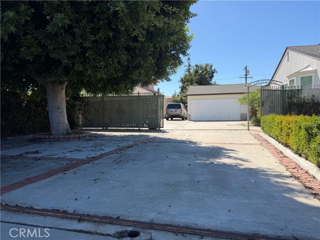 10512 Mildred photo 2