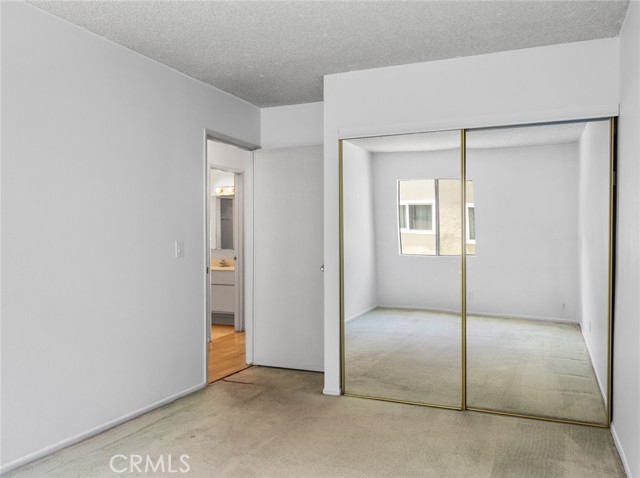 4919 Indian Wood Road, Culver City CA: https://media.crmls.org/medias/2ce7da4e-85df-461b-8c49-d3f532ea8e89.jpg