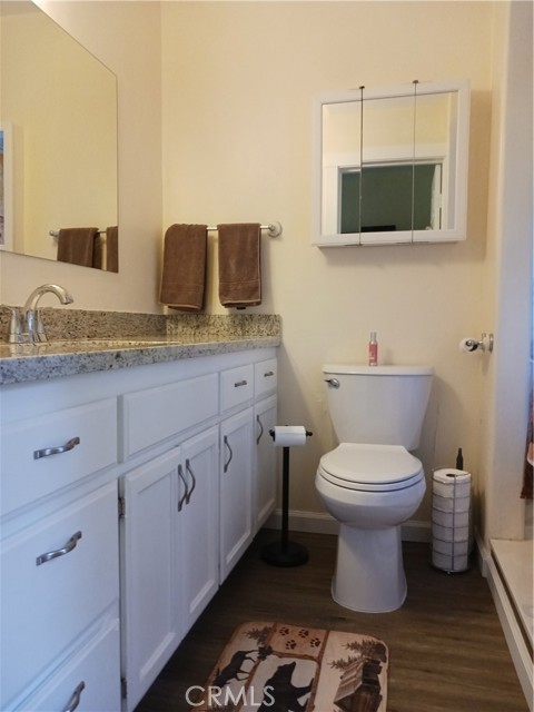 23304 Crest Forest Drive, Crestline CA: https://media.crmls.org/medias/2ce81aca-b3fe-420d-9b8a-be2711910c66.jpg