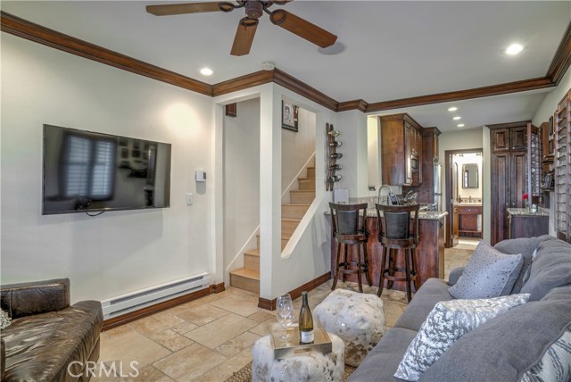 317 Bayview Drive, Hermosa Beach, California 90254, 2 Bedrooms Bedrooms, ,3 BathroomsBathrooms,Residential,Sold,Bayview,SB17229063