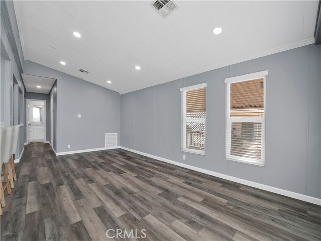 Detail Gallery Image 4 of 31 For 24303 Woolsey Canyon Rd #85,  West Hills,  CA 91304 - 3 Beds | 2 Baths