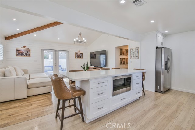 Detail Gallery Image 3 of 44 For 6805 Pioneer, Whittier,  CA 90606 - 3 Beds | 2 Baths