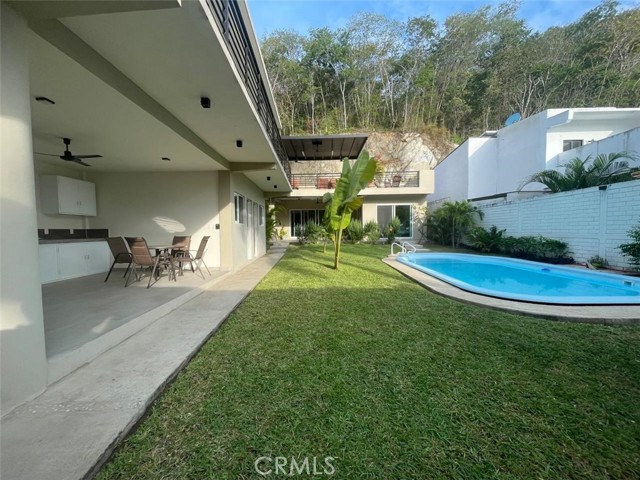 Detail Gallery Image 14 of 53 For 34 Ave Del Mar, –,  – 70988 - 4 Beds | 4/2 Baths