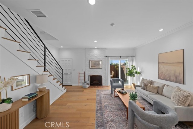 Detail Gallery Image 16 of 46 For 1006 Palm Ln, Redondo Beach,  CA 90278 - 2 Beds | 2 Baths