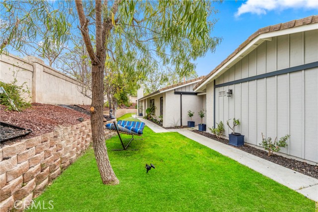 18972 Singingwood Circle, Trabuco Canyon CA: https://media.crmls.org/medias/2cebec8a-25b2-4996-b1a9-5e0e767df193.jpg