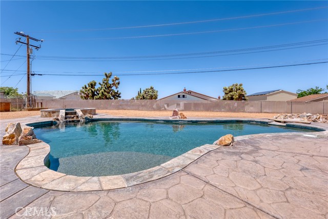 Detail Gallery Image 25 of 74 For 58598 Santa Maria Dr, Yucca Valley,  CA 92284 - 4 Beds | 3 Baths