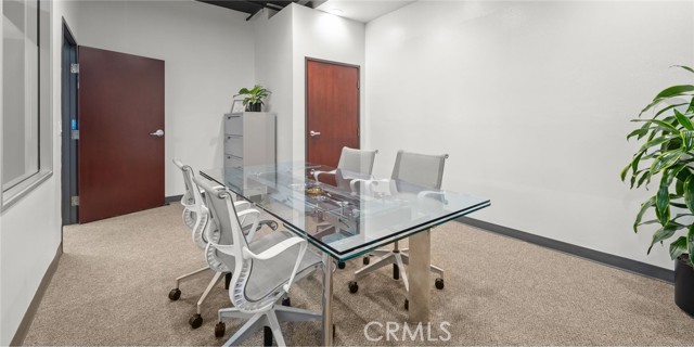 400 W Ocean Boulevard, Long Beach, California 90802, ,Commercial Lease,For Rent,400 W Ocean Boulevard,CRPW25108628