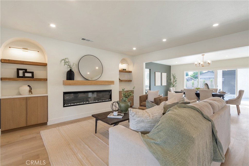 MLS #CV25177560 img 7