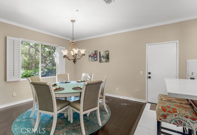 Detail Gallery Image 10 of 34 For 1360 Ashton Park Ln, Newbury Park,  CA 91320 - 3 Beds | 2/1 Baths