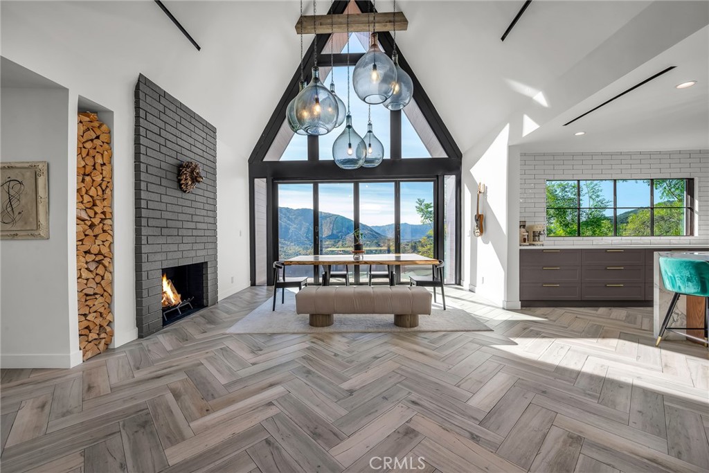 MLS #SR25261744 image #9