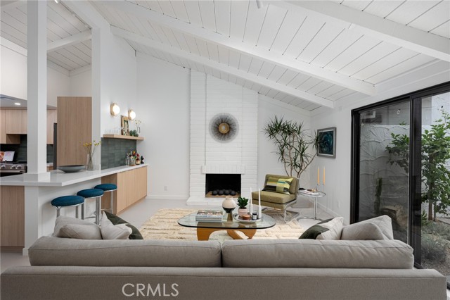 Front Image Thumbnail for CROC26071812