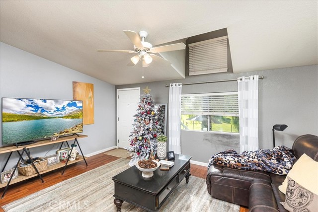 Detail Gallery Image 10 of 60 For 33755 Sidney, Winchester,  CA 92596 - 3 Beds | 2 Baths