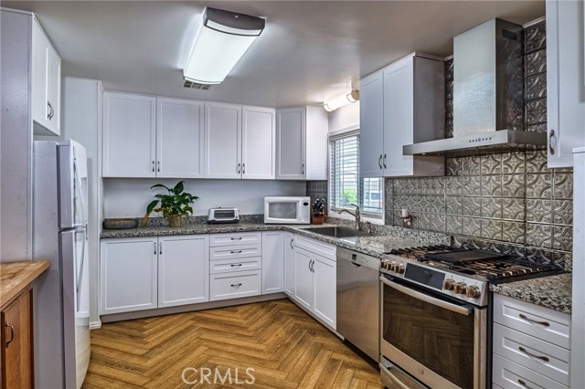 Detail Gallery Image 13 of 29 For 1035 E Huntington Dr #28,  Monrovia,  CA 91016 - 2 Beds | 2 Baths