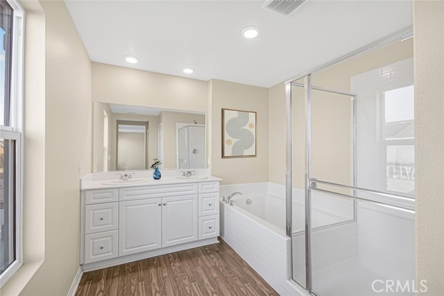 Detail Gallery Image 10 of 24 For 3605 E Avenue J3, Lancaster,  CA 93535 - 4 Beds | 2/1 Baths