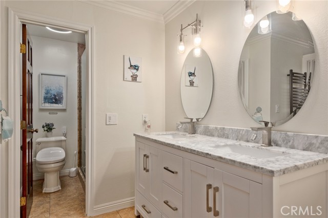 565 Esplanade, Redondo Beach, California 90277, 1 Bedroom Bedrooms, ,Residential,Sold,Esplanade,SB21248131