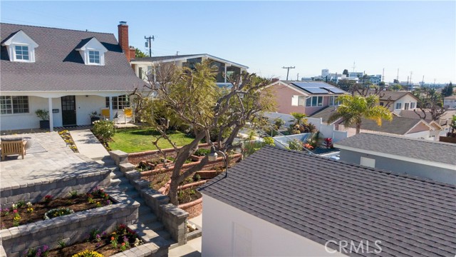 714 Paulina Avenue, Redondo Beach, California 90277, 4 Bedrooms Bedrooms, ,2 BathroomsBathrooms,Residential,Sold,Paulina,PV22037903