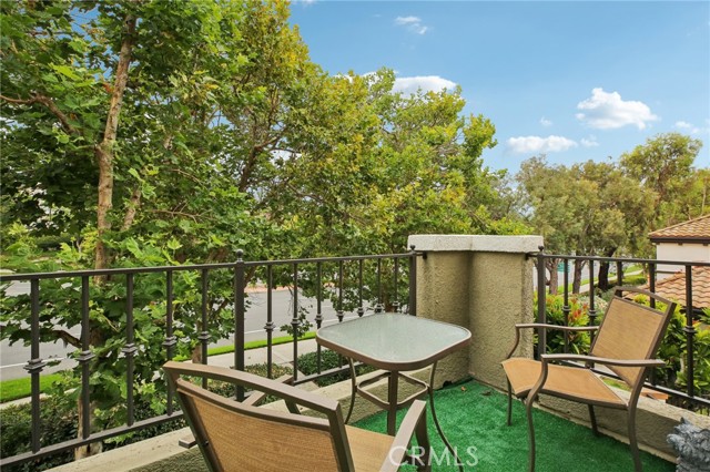 55 Via Cordoba, Rancho Santa Margarita CA: https://media.crmls.org/medias/2cf103dd-7115-4b49-9090-1f3a5a261531.jpg