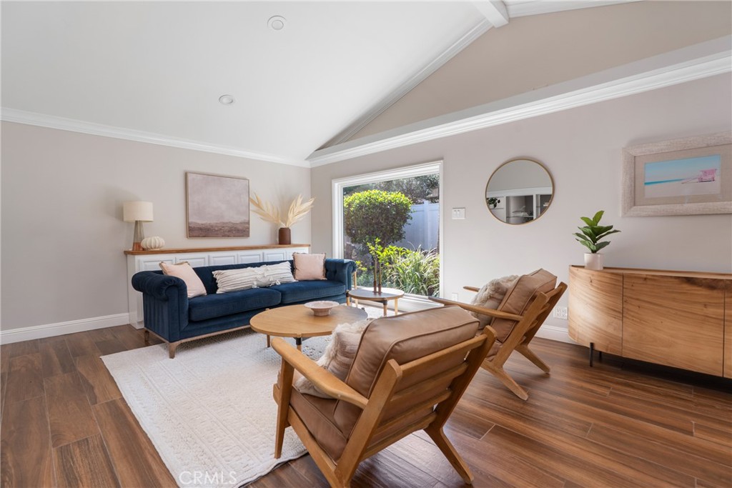 MLS #OC25137424 img 18