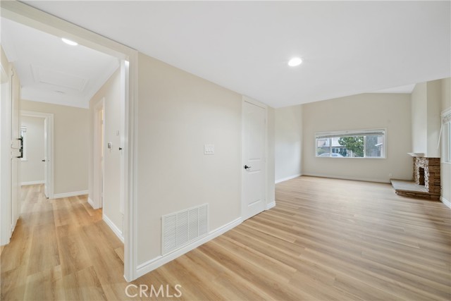 Detail Gallery Image 18 of 29 For 5665 Meadow Vista Way, Agoura Hills,  CA 91301 - 4 Beds | 2 Baths