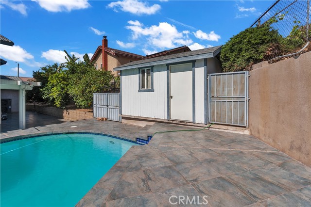Detail Gallery Image 8 of 42 For 1010 W Yorktown Ave, Montebello,  CA 90640 - 4 Beds | 3 Baths