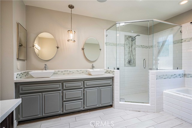 Detail Gallery Image 24 of 48 For 30407 White Cove Ct, Canyon Lake,  CA 92587 - 4 Beds | 3 Baths