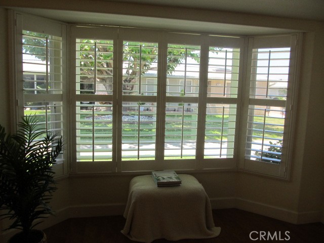 Detail Gallery Image 6 of 23 For 1563 Monterey Rd., M2-23e, Seal Beach,  CA 90740 - 2 Beds | 1/1 Baths