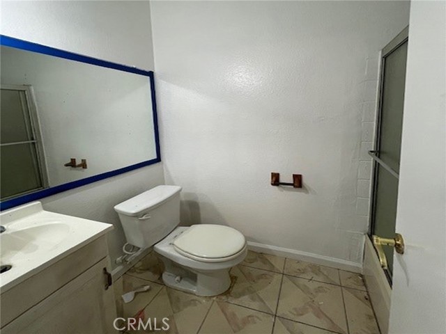 Detail Gallery Image 14 of 14 For 9019 Cedros Ave #1,  Panorama City,  CA 91402 - 2 Beds | 1/1 Baths