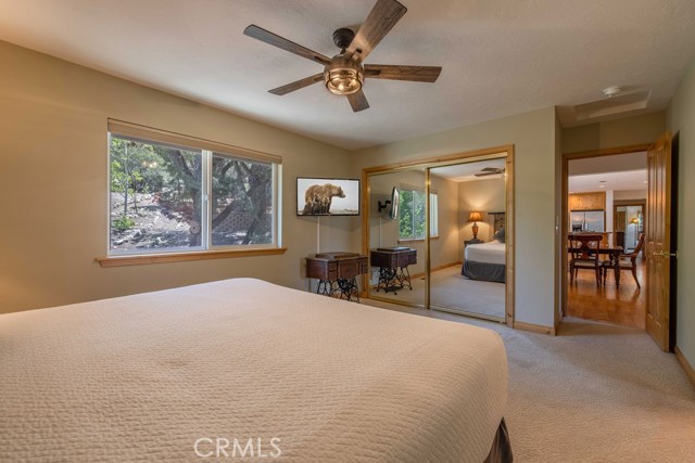 Detail Gallery Image 27 of 50 For 305 Starlight Cir, Big Bear Lake,  CA 92315 - 3 Beds | 2/1 Baths