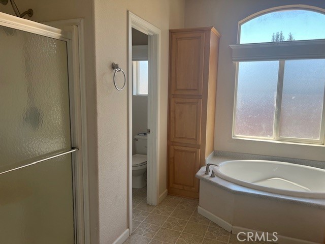 https://media.crmls.org/medias/2cf4853d-43d2-47d8-849d-fc6b7f3d4a43.jpg?preset=X-Large