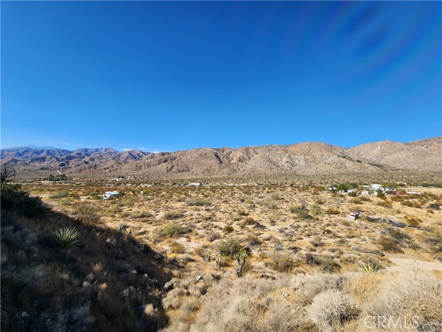 Detail Gallery Image 6 of 19 For 29 Palms Hwy, Morongo Valley,  CA 92256 - – Beds | – Baths