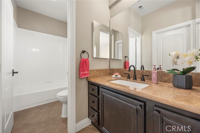 Detail Gallery Image 23 of 33 For 8200 E Bailey Way, Anaheim Hills,  CA 92808 - 5 Beds | 4/1 Baths