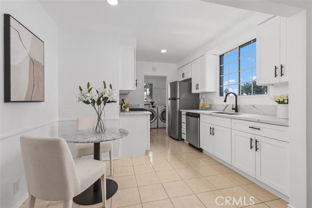 Detail Gallery Image 27 of 31 For 1301 S Courtney Ave, Fullerton,  CA 92833 - 3 Beds | 2 Baths