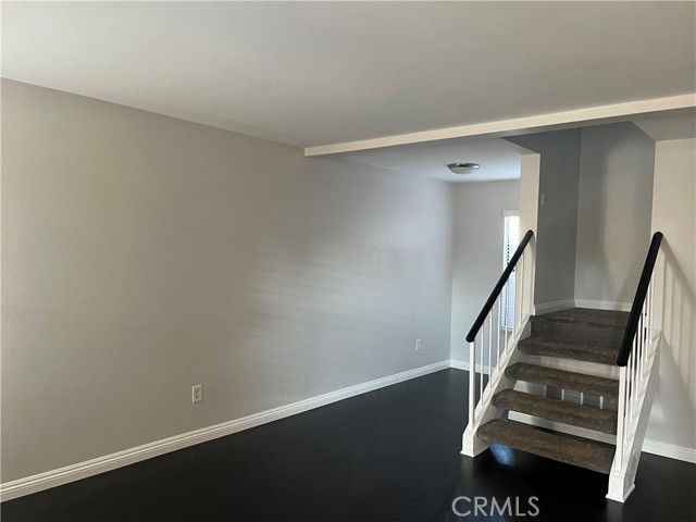Detail Gallery Image 5 of 12 For 9815 Casiano Ct, Rancho Cucamonga,  CA 91730 - 2 Beds | 2/1 Baths