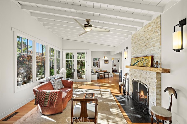 Detail Gallery Image 6 of 38 For 1511 Bluebird Canyon Dr, Laguna Beach,  CA 92651 - 3 Beds | 2 Baths