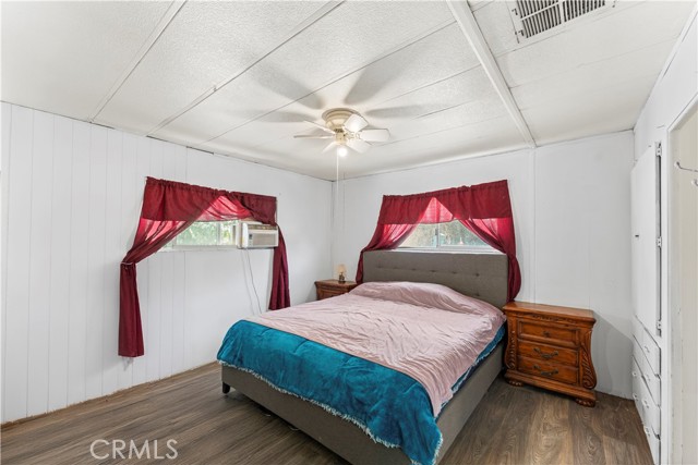 Detail Gallery Image 9 of 22 For 3255 E Avenue R #73,  Palmdale,  CA 93550 - 4 Beds | 2 Baths