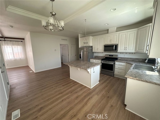 1188 Aztec, Topanga CA: https://media.crmls.org/medias/2cf63278-9a2a-4677-949b-1ab04c91f11a.jpg