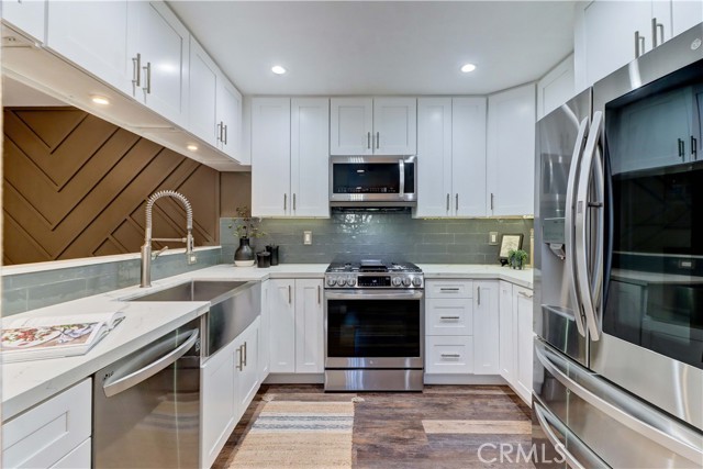 Detail Gallery Image 10 of 44 For 3605 E Anaheim St #102,  Long Beach,  CA 90804 - 2 Beds | 2 Baths