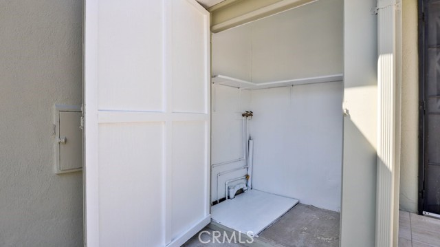 Detail Gallery Image 26 of 42 For 15841 Marlin Pl, Van Nuys,  CA 91406 - 2 Beds | 2 Baths